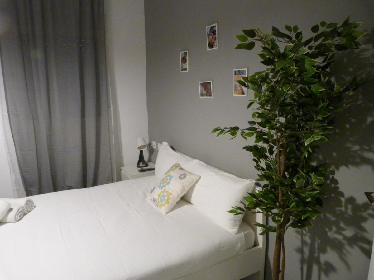 Intimo Y Acogedor "Algunos" Con Banera Hidromasaje Apartment Valencia Bagian luar foto