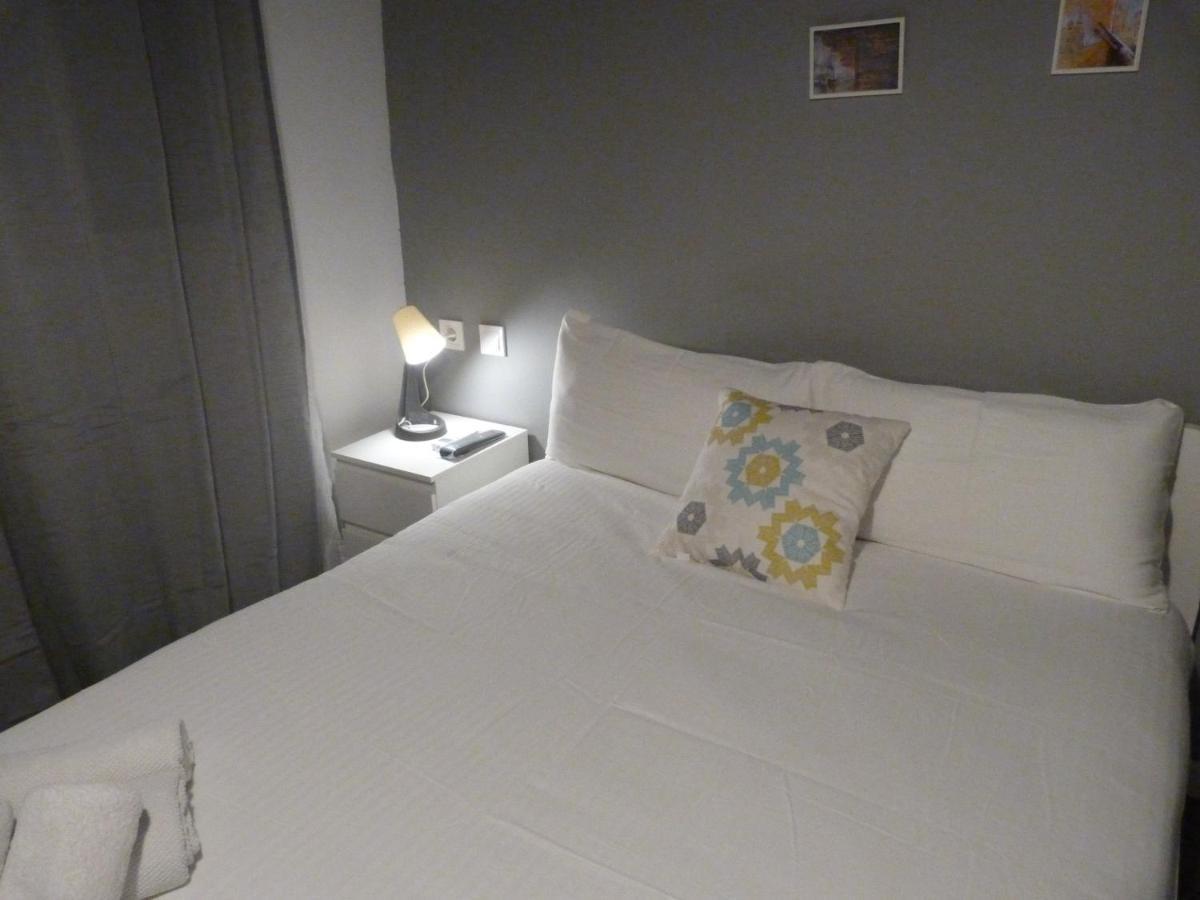 Intimo Y Acogedor "Algunos" Con Banera Hidromasaje Apartment Valencia Bagian luar foto