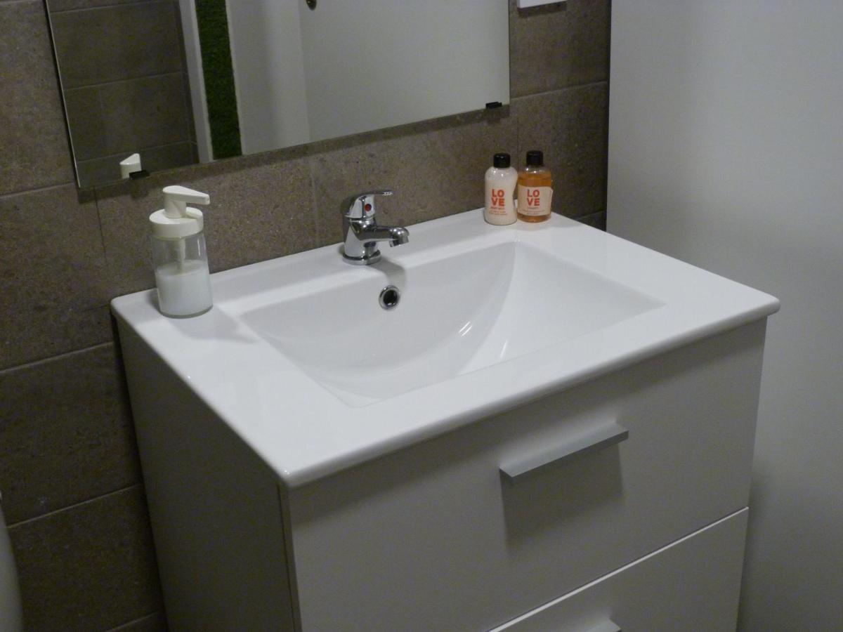 Intimo Y Acogedor "Algunos" Con Banera Hidromasaje Apartment Valencia Bagian luar foto