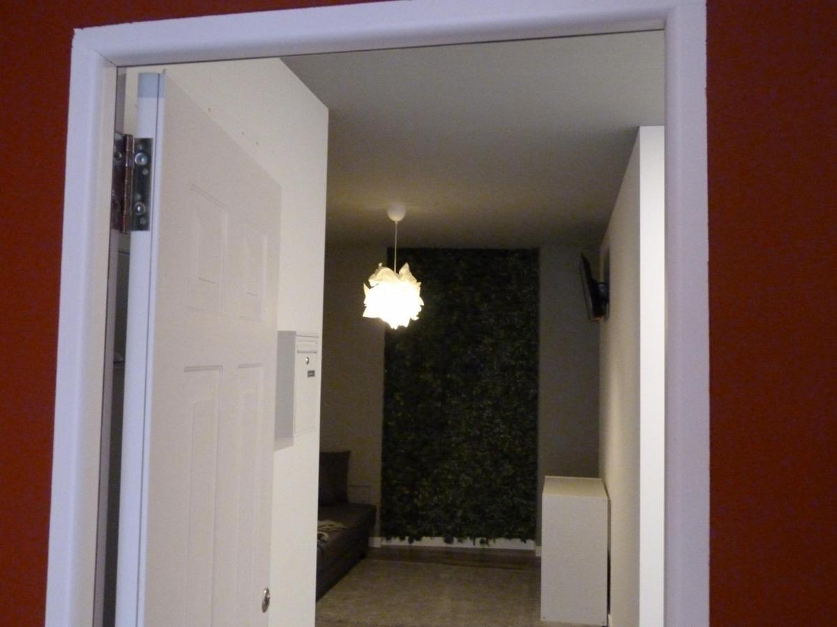 Intimo Y Acogedor "Algunos" Con Banera Hidromasaje Apartment Valencia Bagian luar foto